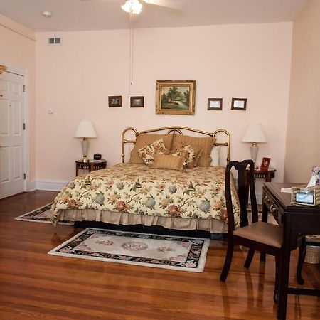 Cedars & Beeches Bed & Breakfast Long Branch Exterior foto